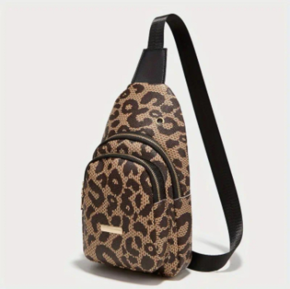 Leopard crossbody bag